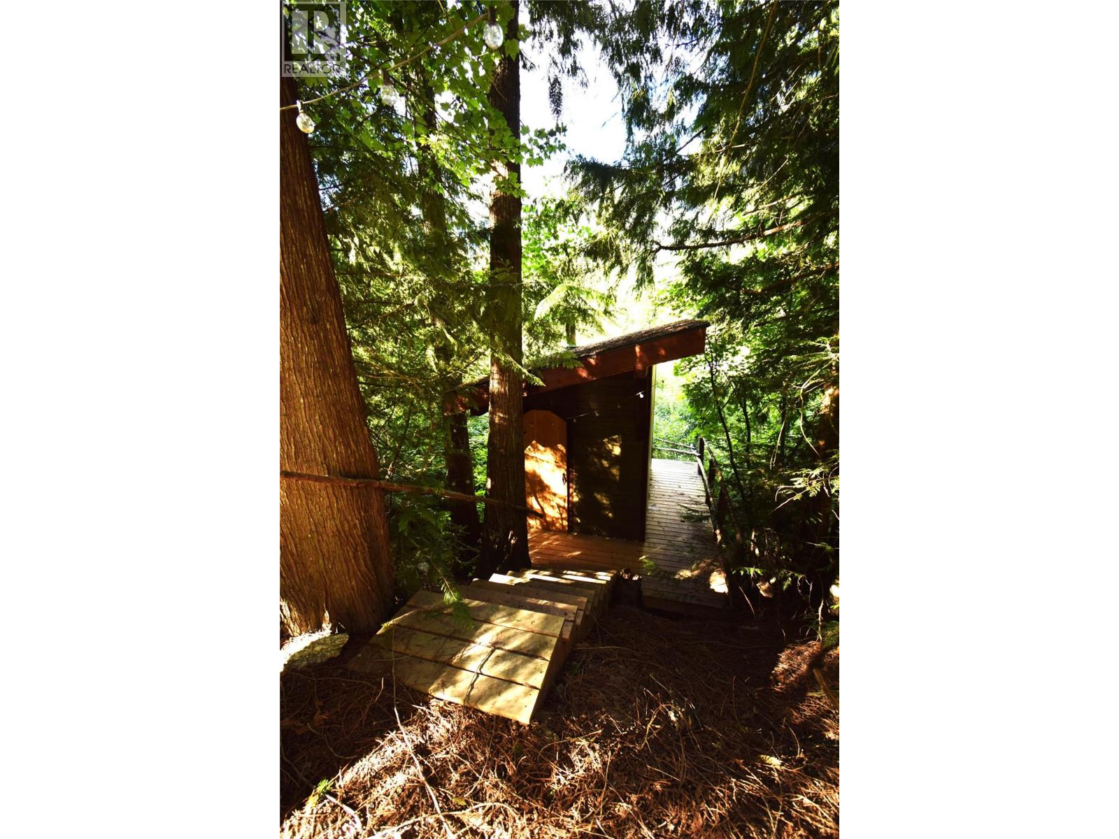 2987 SLOCAN VALLEY ROAD W ROAD - 63