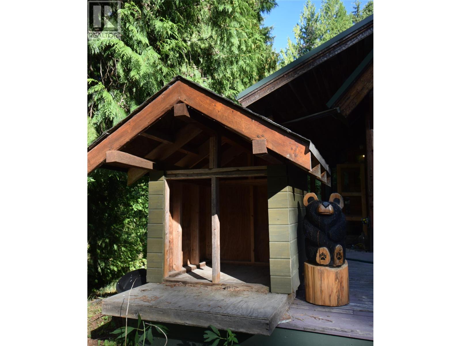 2987 SLOCAN VALLEY ROAD W ROAD - 64