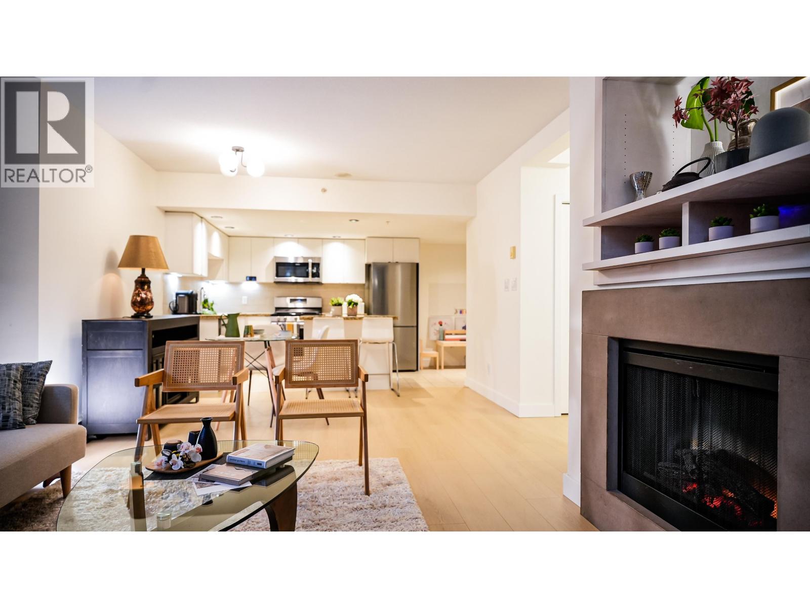 Photo 15 of 1 9133 Hemlock Drive, Richmond BC