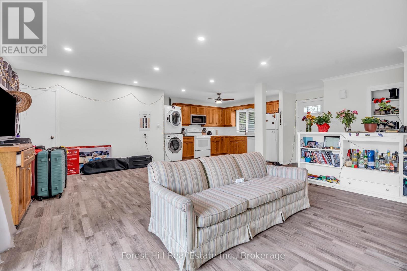 Photo 26 of 110 Stonybrook Drive, Kitchener ON