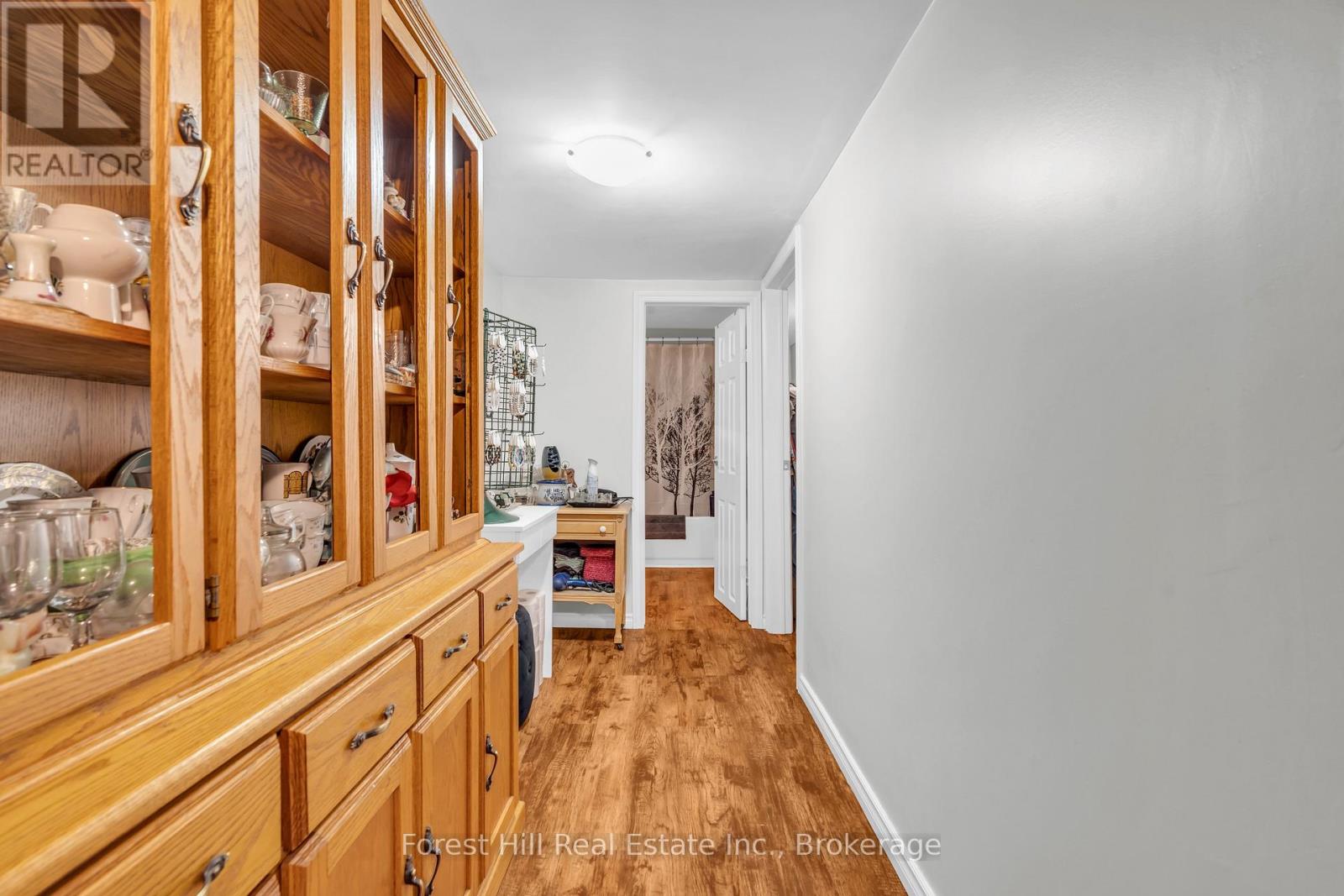 Photo 22 of 110 Stonybrook Drive, Kitchener ON