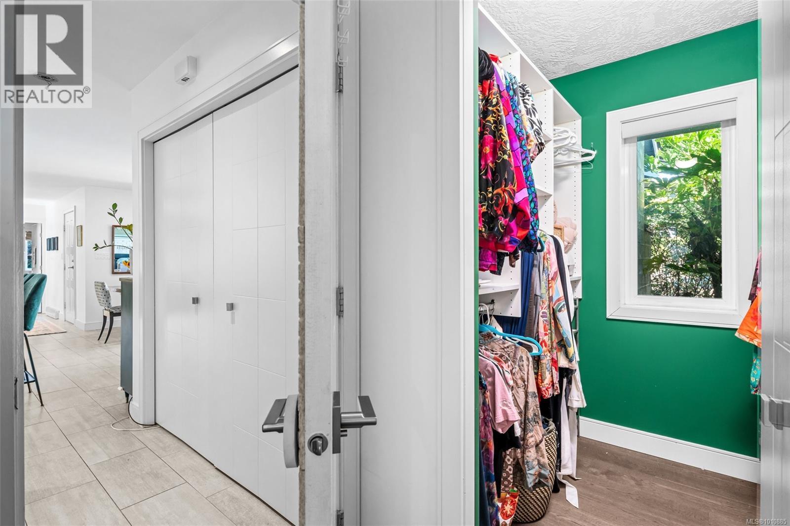 Photo 13 of 4007 Malton Ave, Saanich BC