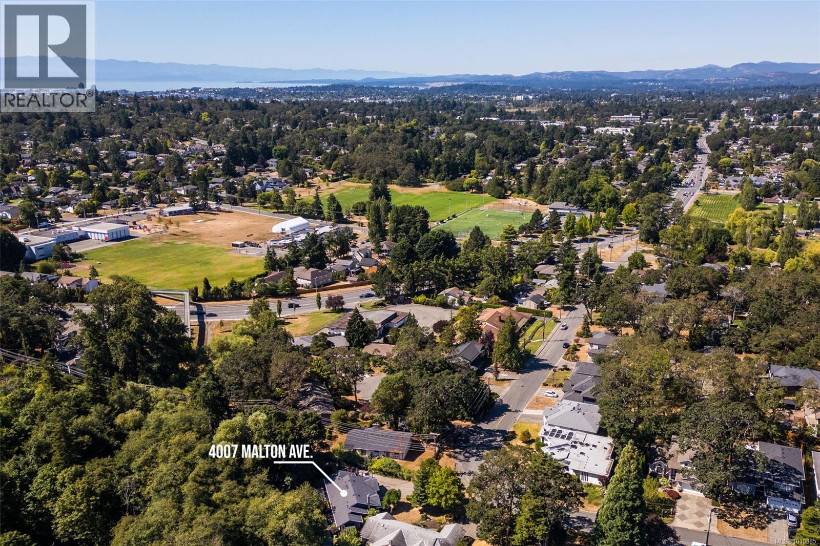 Photo 25 of 4007 Malton Ave, Saanich BC