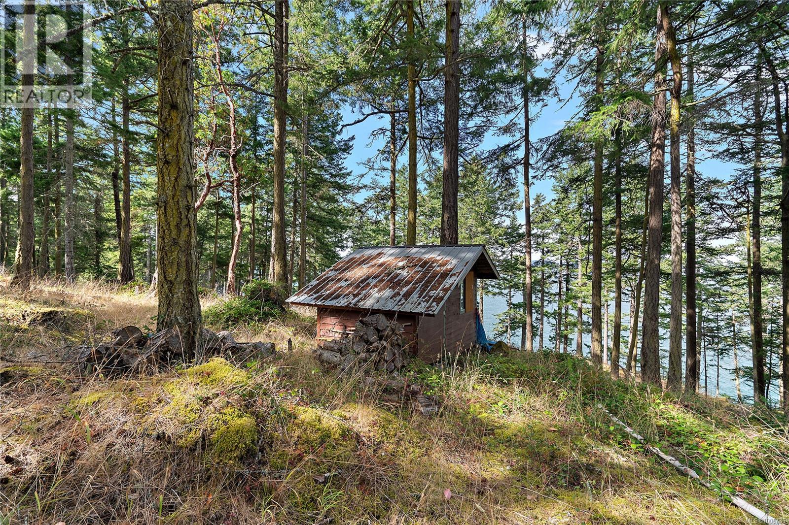  1324 Greenleaf Lane, Sidney Island