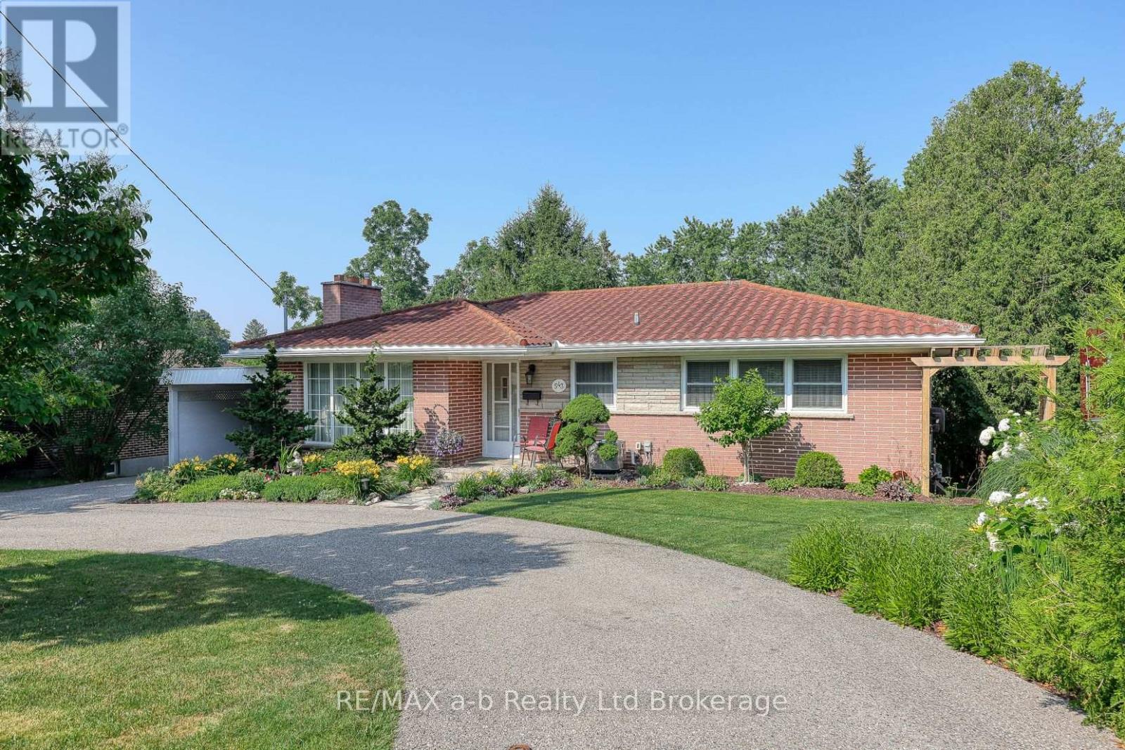 Photo 29 of 543 Highland Drive, Woodstock ON