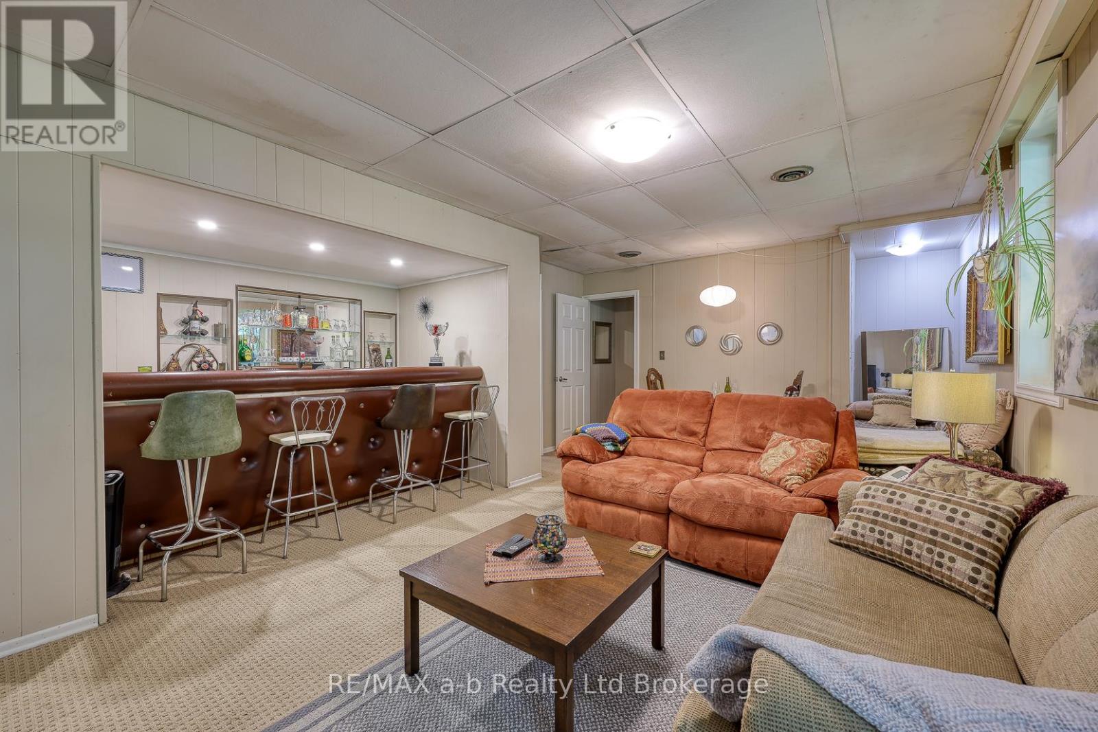 Photo 28 of 543 Highland Drive, Woodstock ON