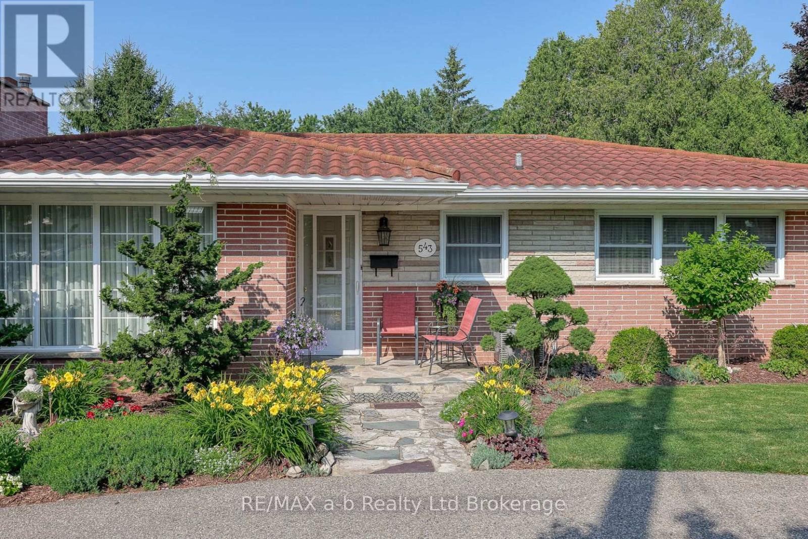 Photo 7 of 543 Highland Drive, Woodstock ON