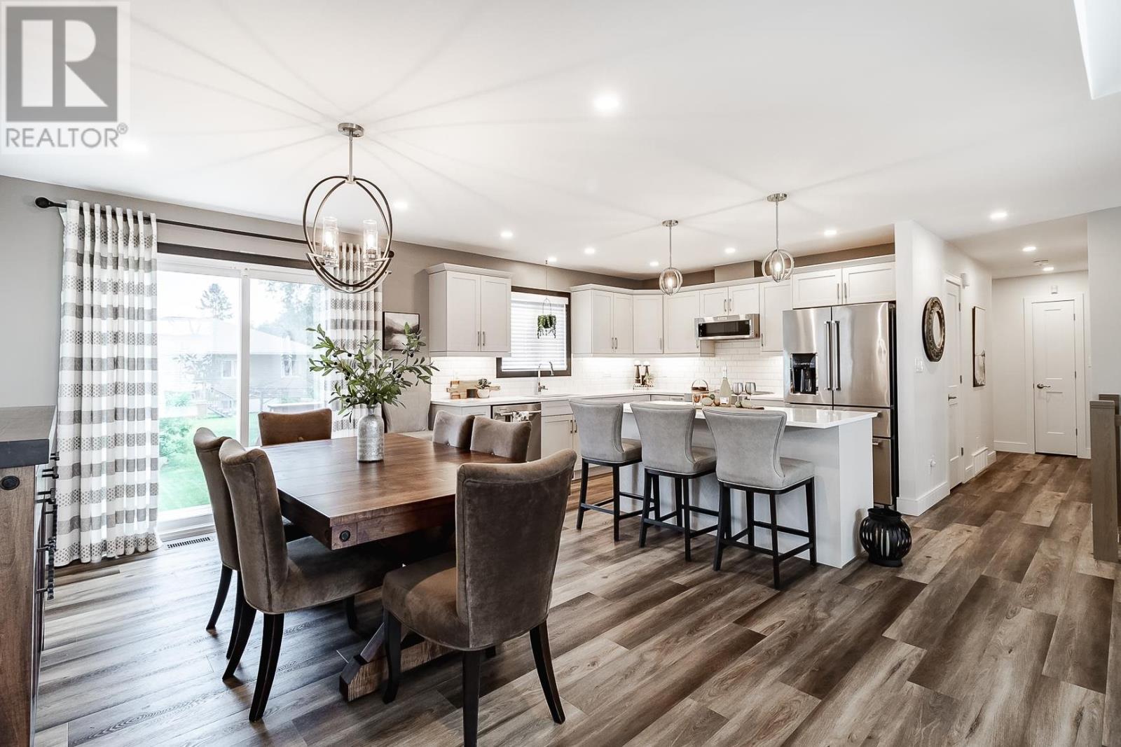 Photo 49 of 107 Chatfield Dr, Sault Ste Marie ON