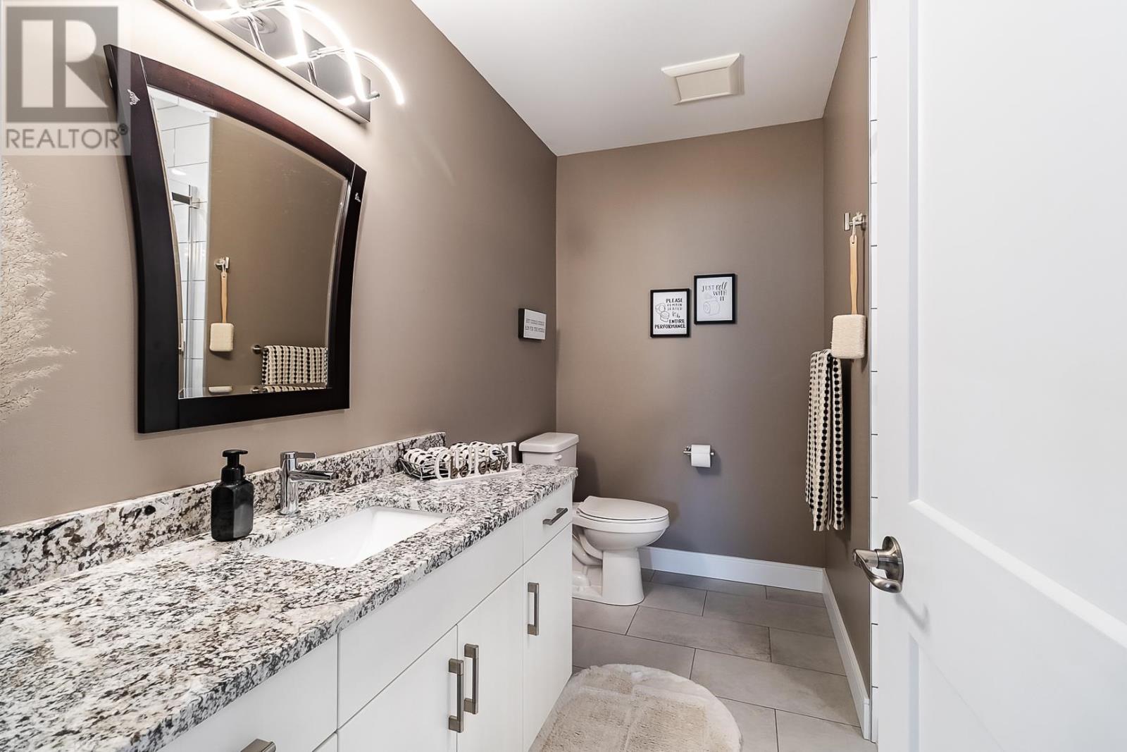 Photo 47 of 107 Chatfield Dr, Sault Ste Marie ON