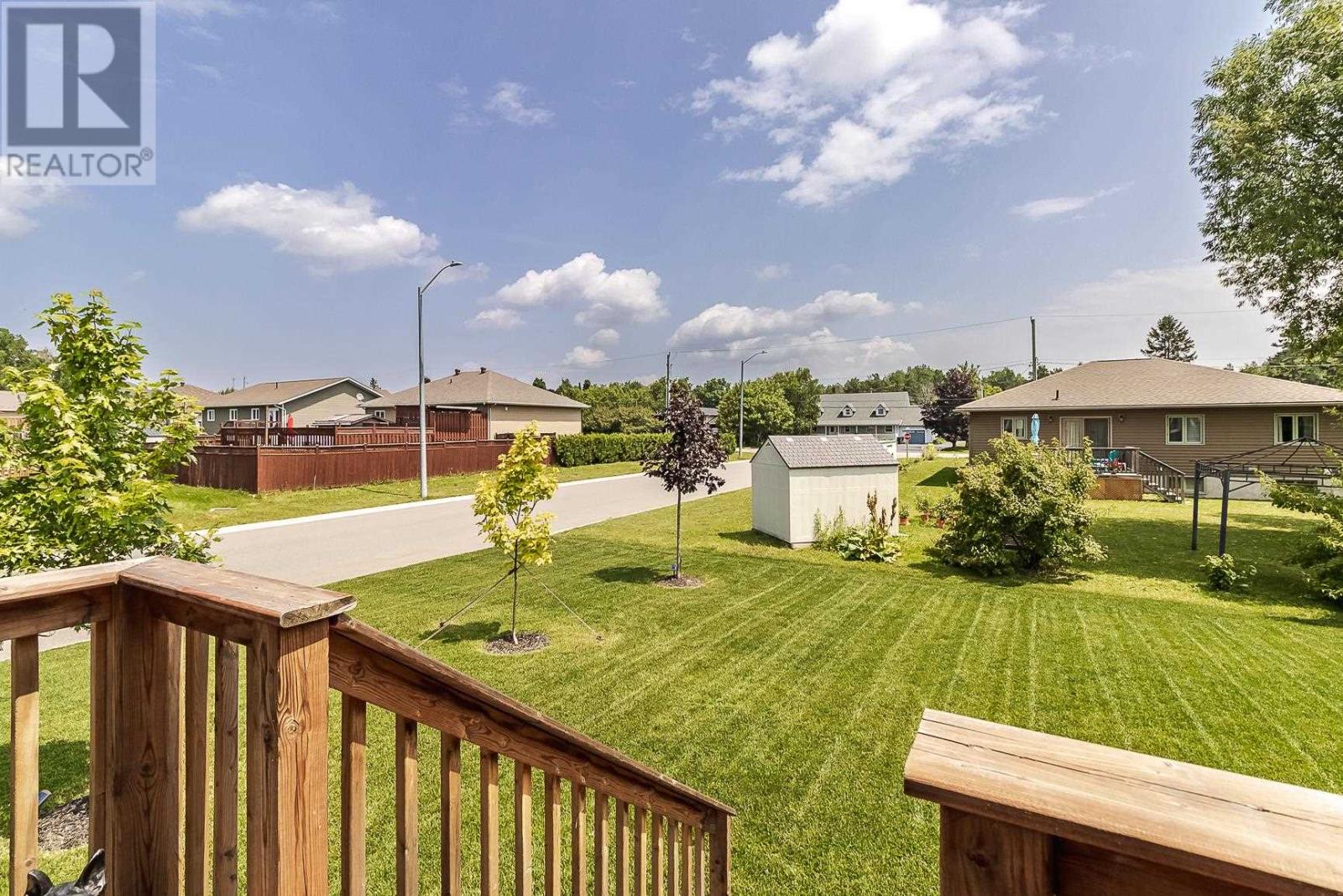 Photo 24 of 107 Chatfield Dr, Sault Ste Marie ON