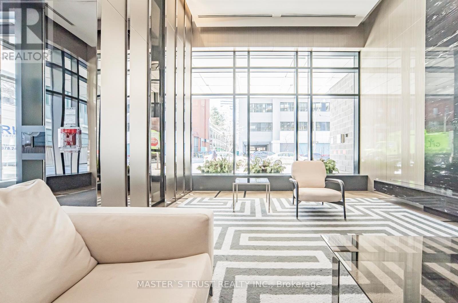 Photo 20 of 801 89 Dunfield Avenue, Toronto ON