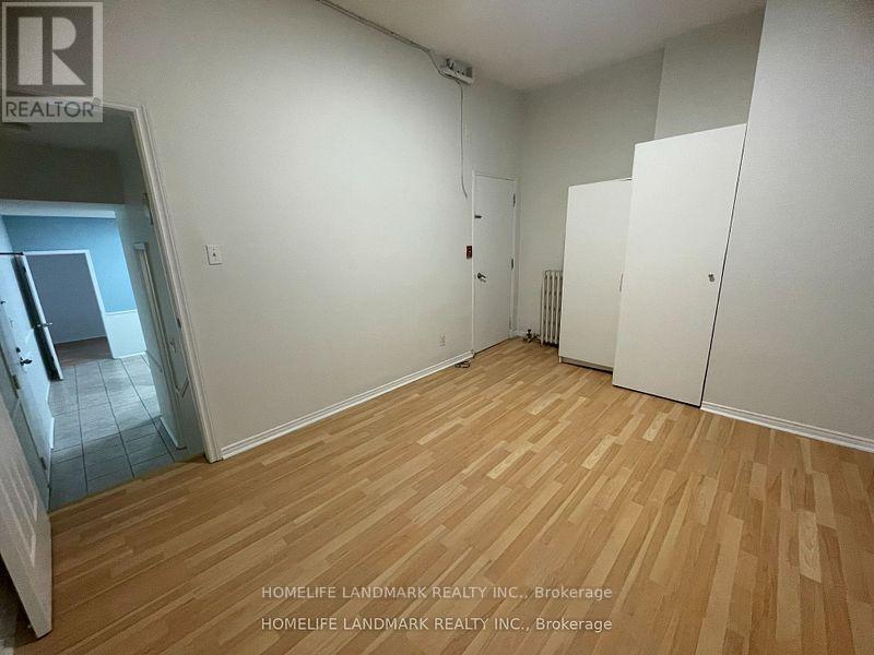 Photo 8 of 1 1 Spruce Street, Toronto ON