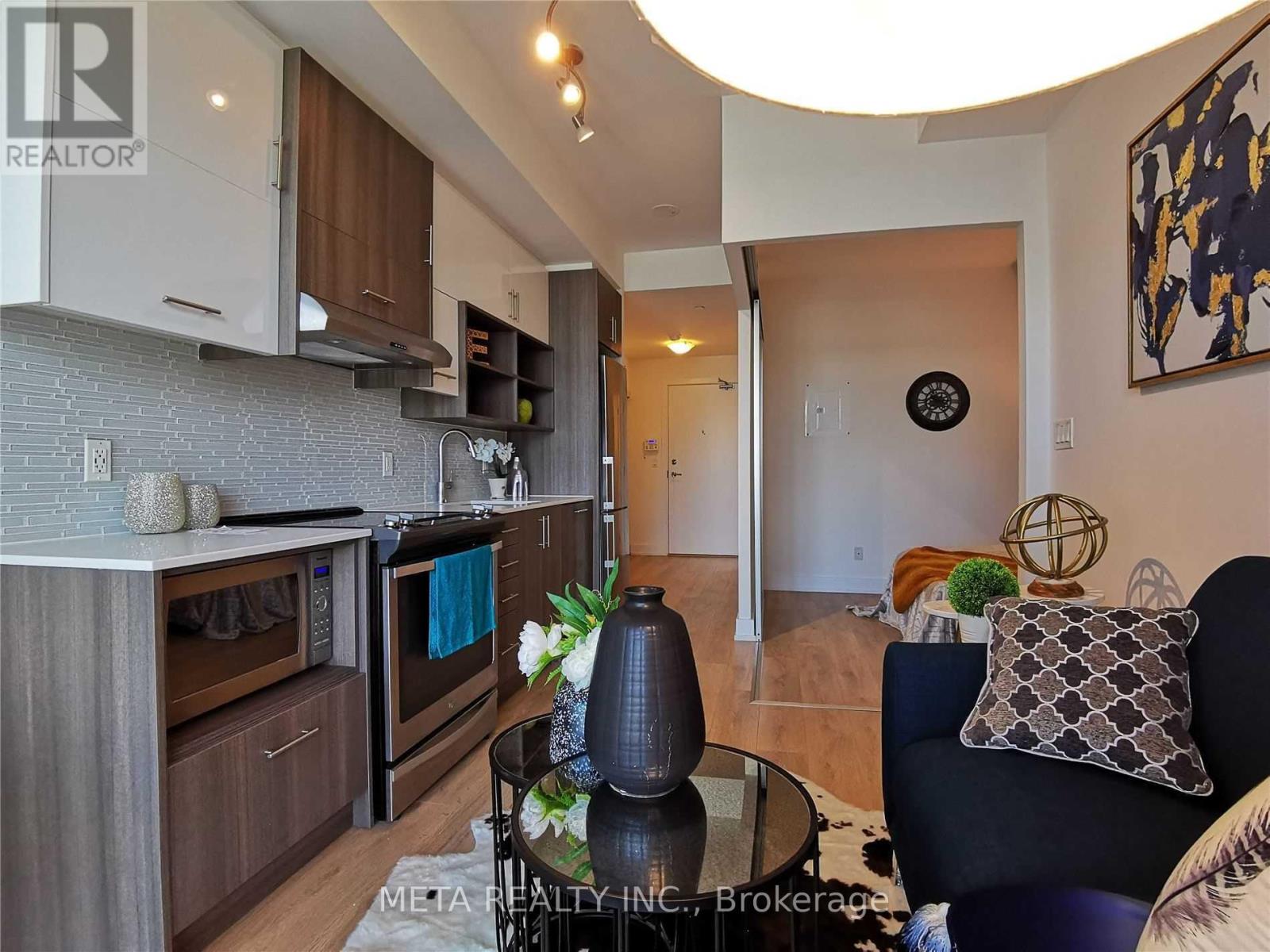 Photo 10 of 208 150 Fairview Mall Drive, Toronto ON