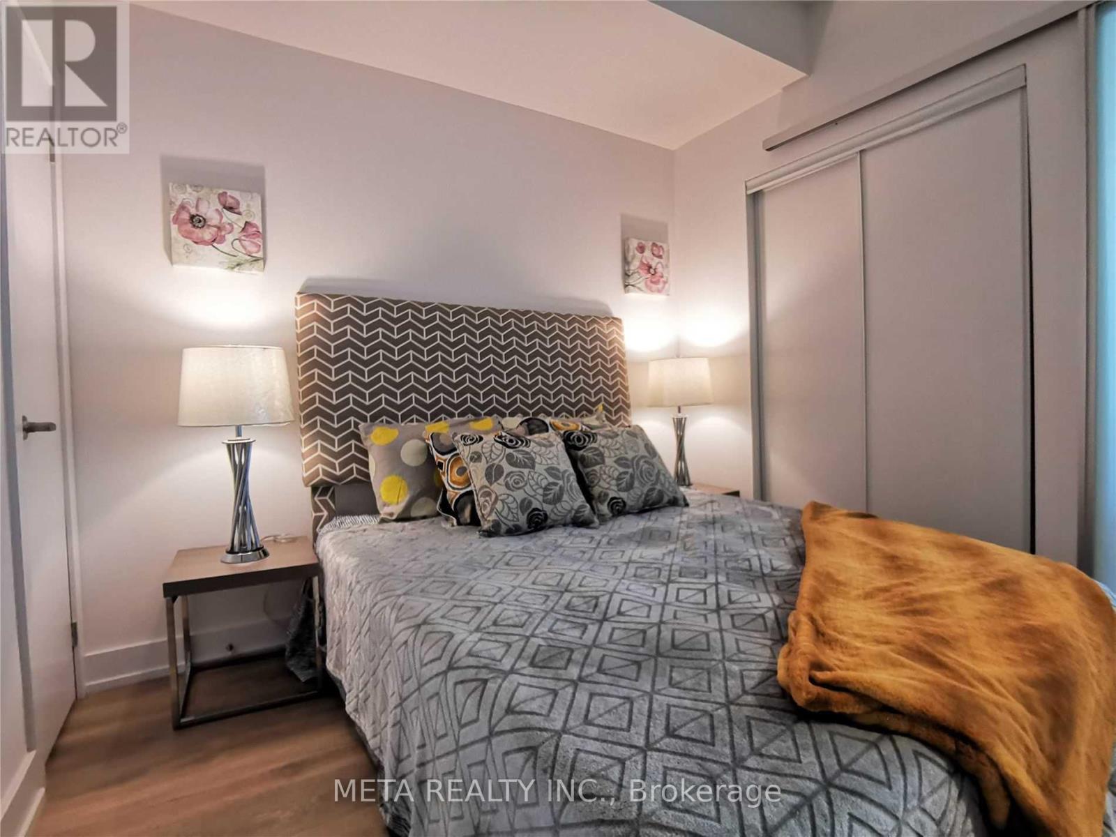 Photo 3 of 208 150 Fairview Mall Drive, Toronto ON