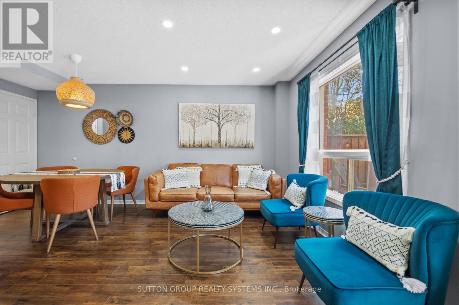 Photo 13 of 33 1995 Pine Grove Avenue, Pickering ON