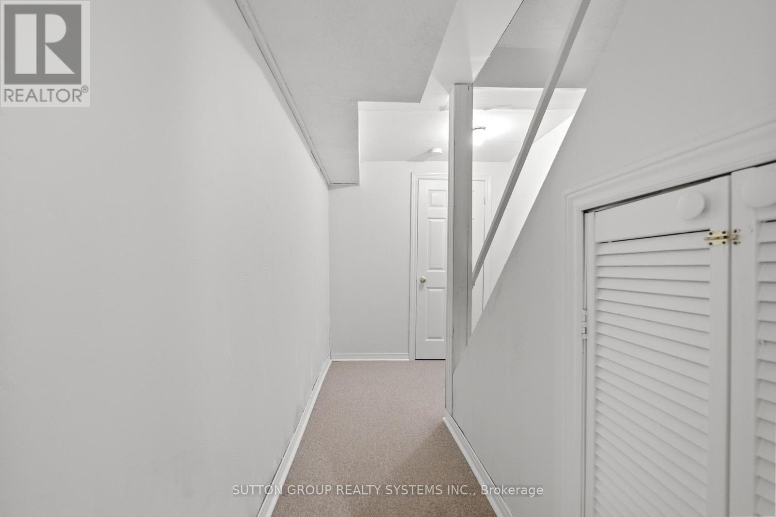 Photo 35 of 33 1995 Pine Grove Avenue, Pickering ON