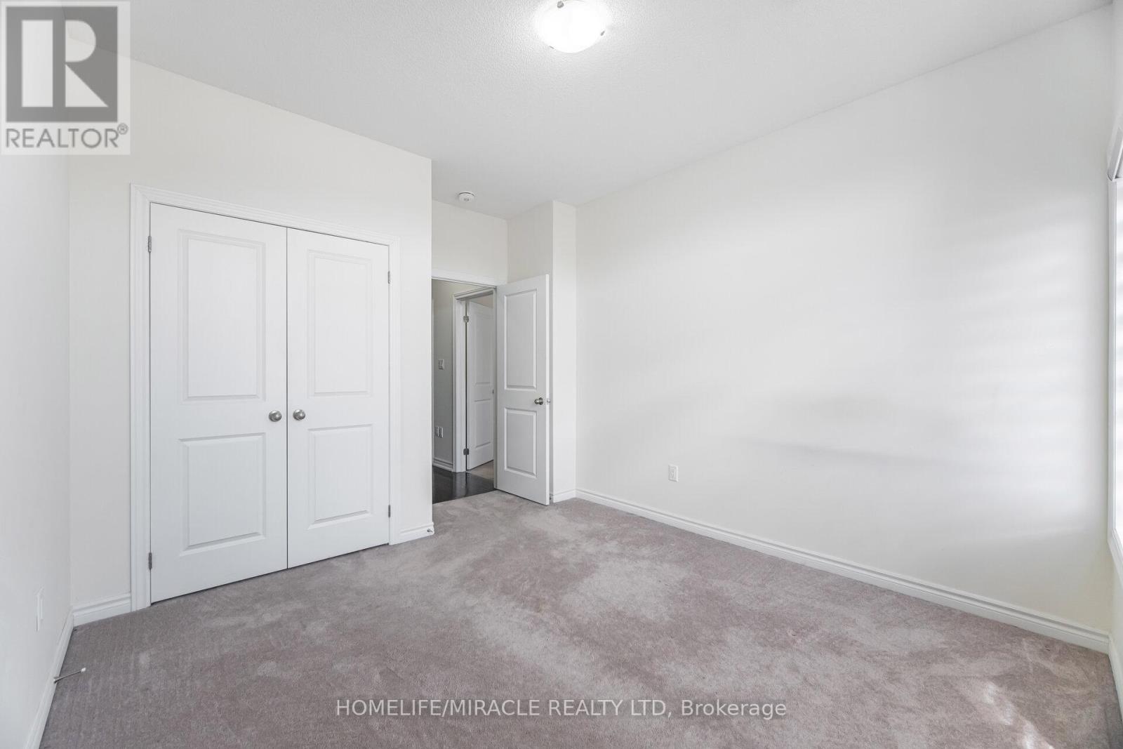 Photo 1 of 10 Van Wart Street, Whitby ON