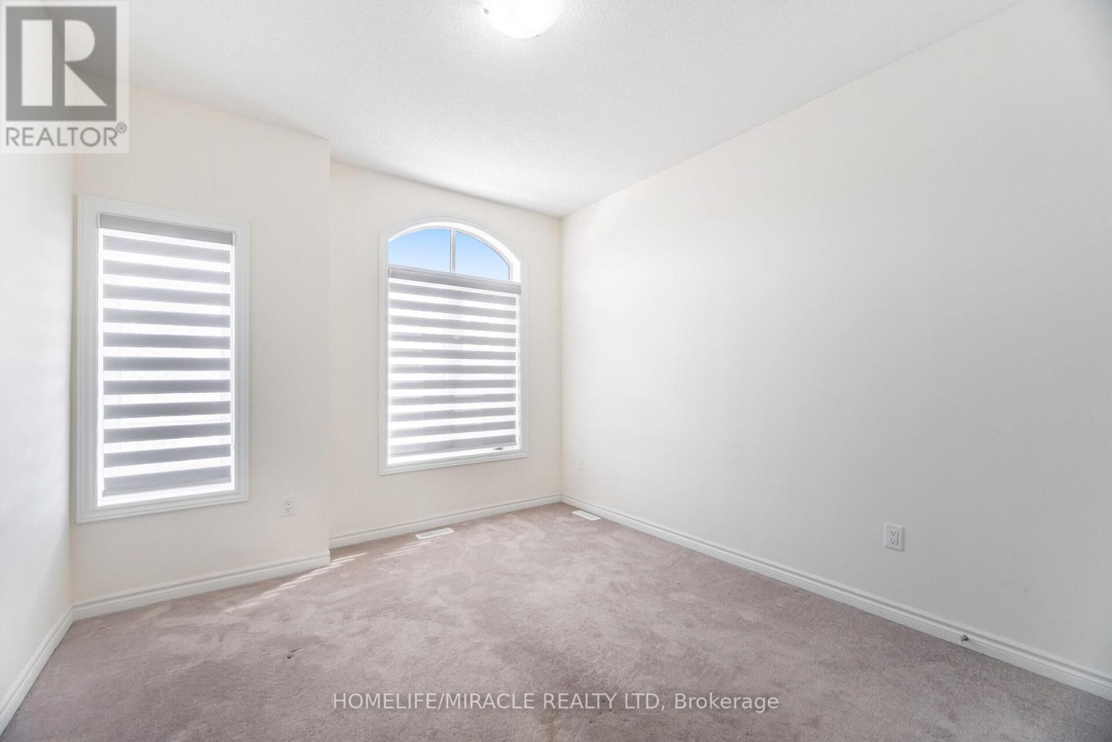 Photo 13 of 10 Van Wart Street, Whitby ON