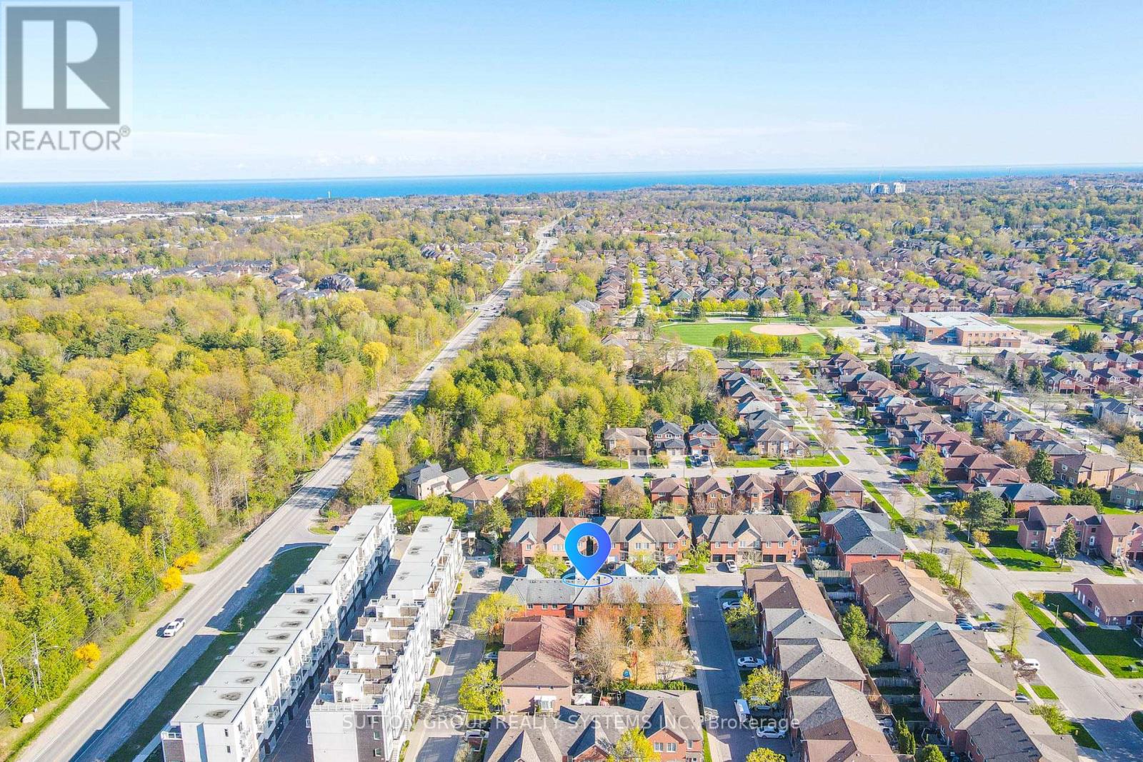 Photo 47 of 33 1995 Pine Grove Avenue, Pickering ON