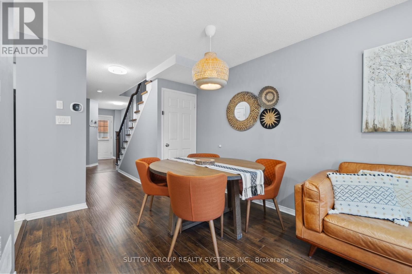 Photo 9 of 33 1995 Pine Grove Avenue, Pickering ON