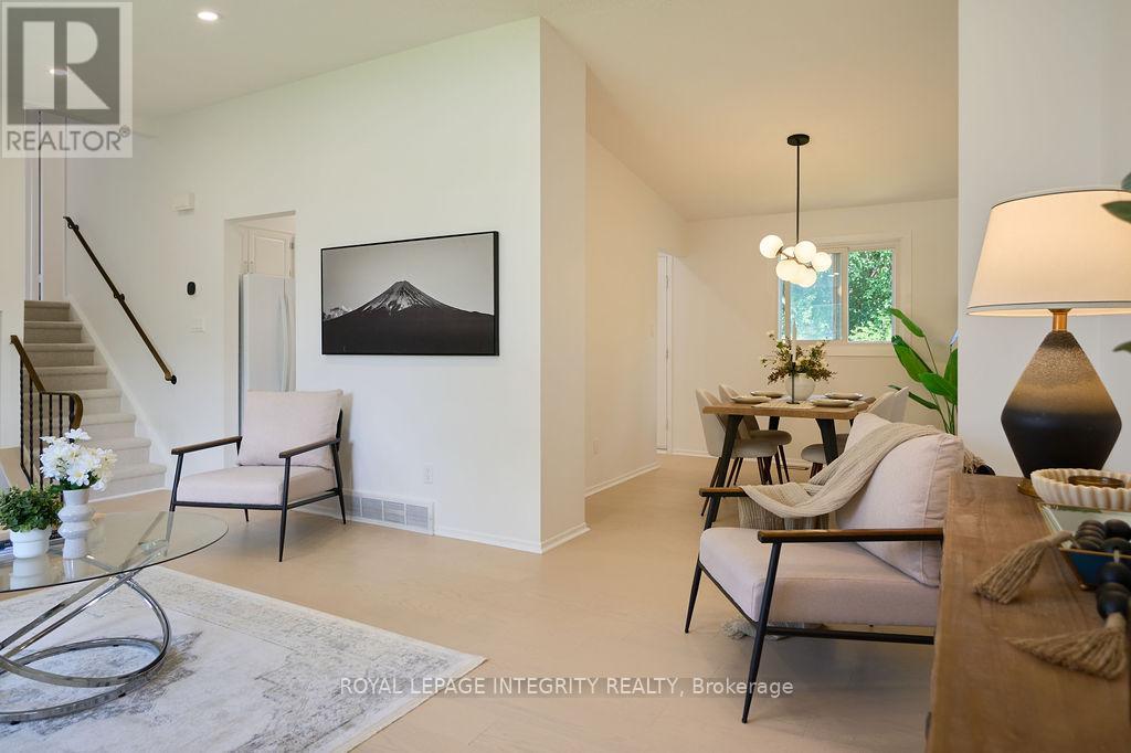 Photo 15 of 77 Seabrooke Drive, Ottawa ON