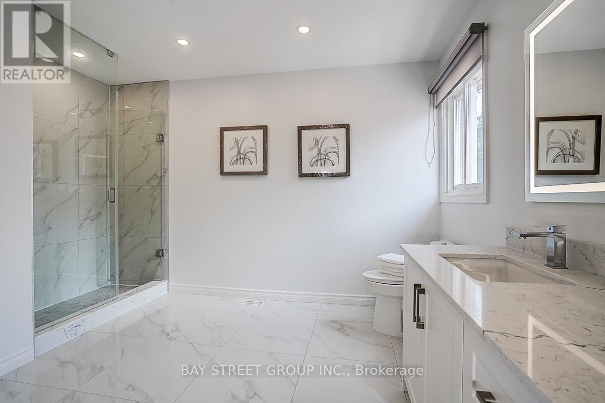Photo 7 of 67 Kyla Crescent, Markham ON
