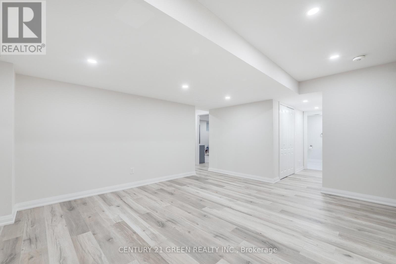 Photo 35 of 1436 Connaught Terrace, Milton ON