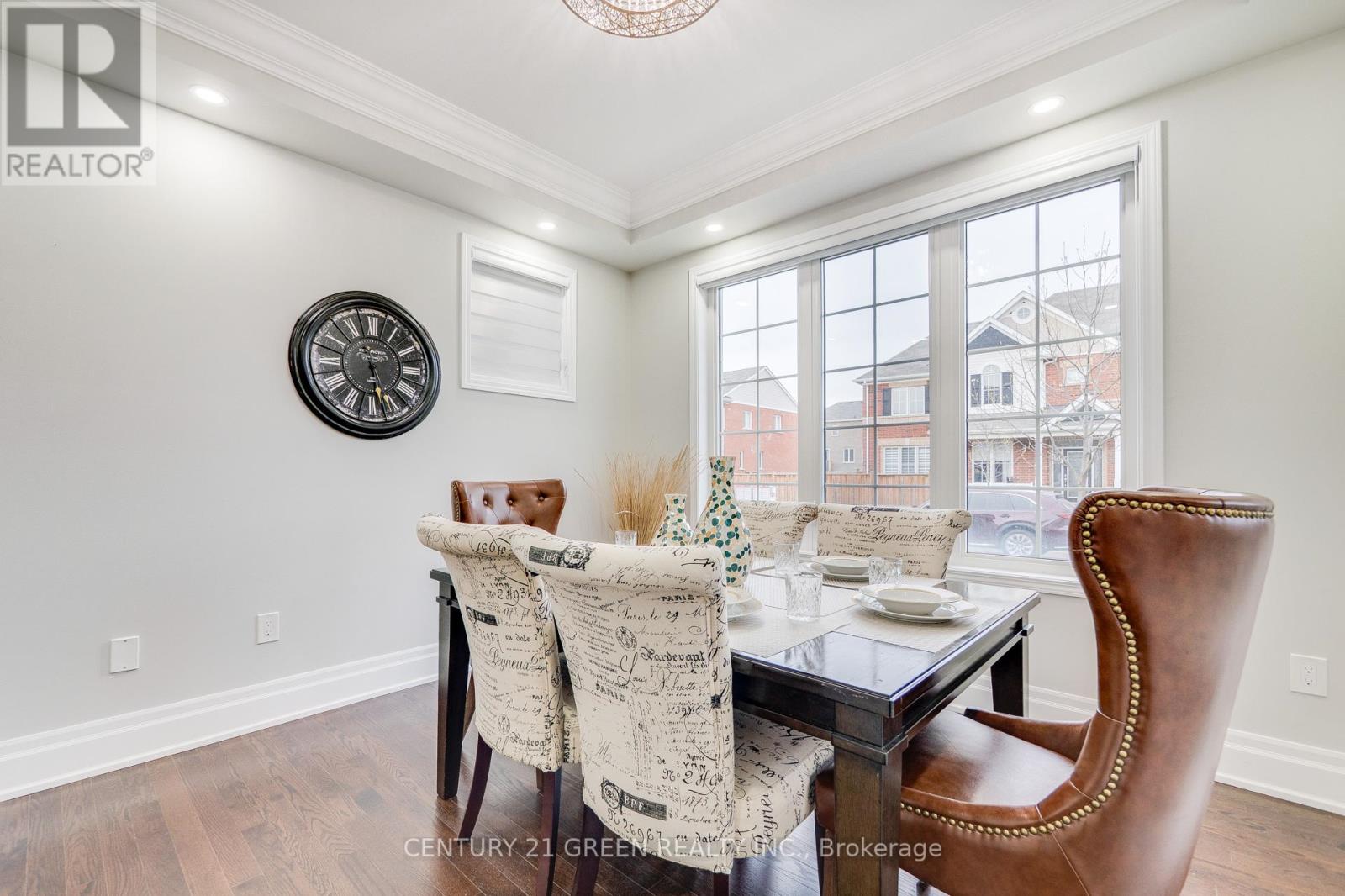 Photo 9 of 1436 Connaught Terrace, Milton ON
