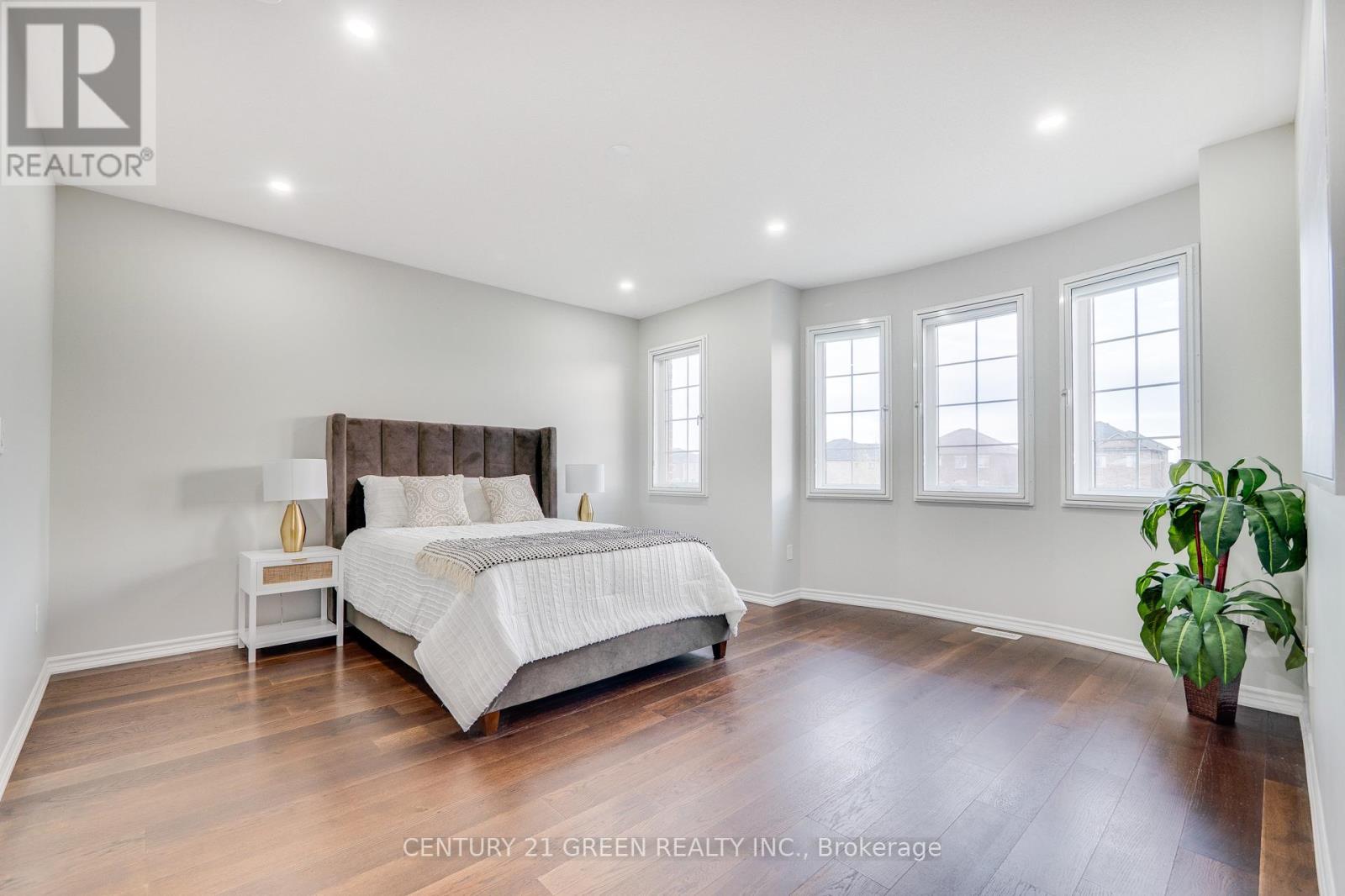 Photo 28 of 1436 Connaught Terrace, Milton ON