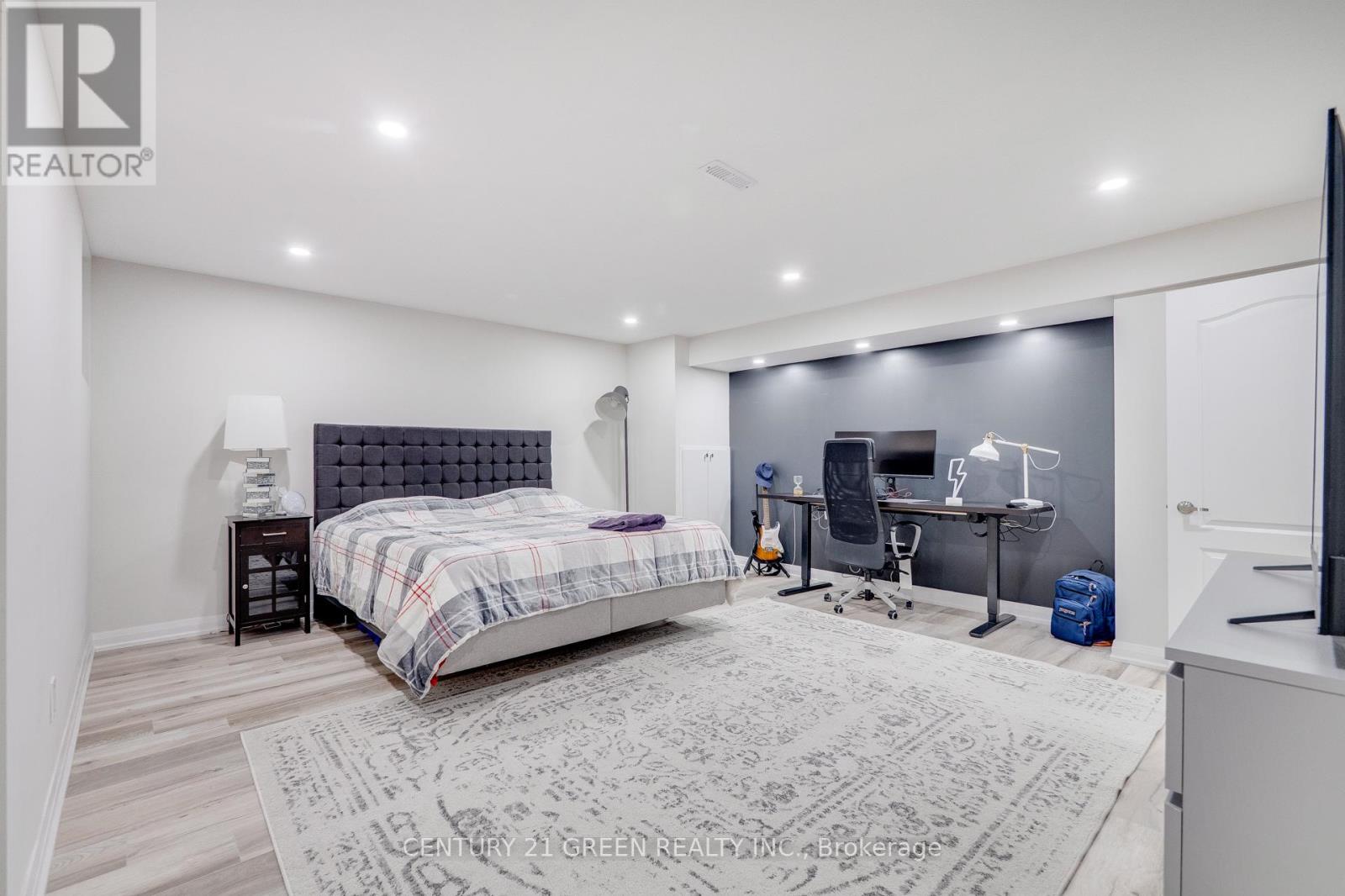 Photo 37 of 1436 Connaught Terrace, Milton ON