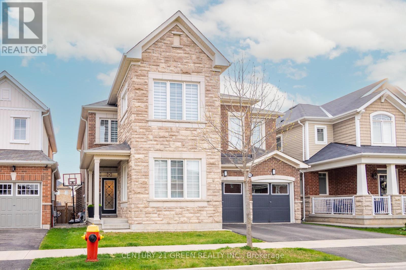 Photo 3 of 1436 Connaught Terrace, Milton ON