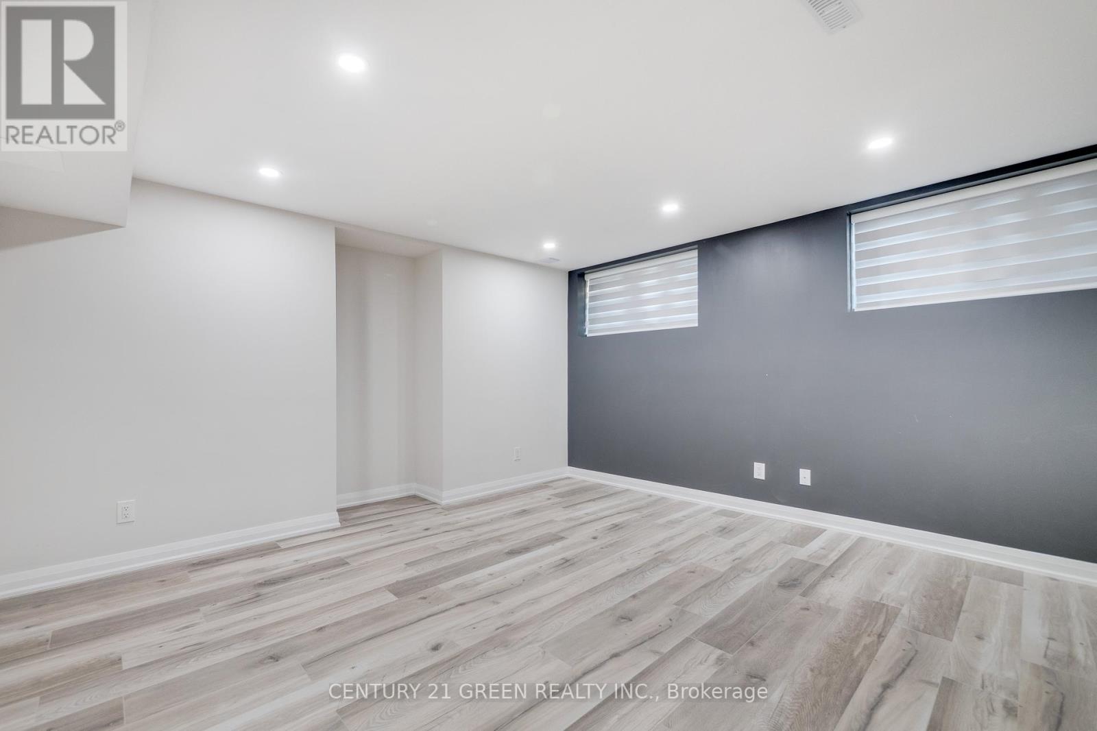 Photo 39 of 1436 Connaught Terrace, Milton ON