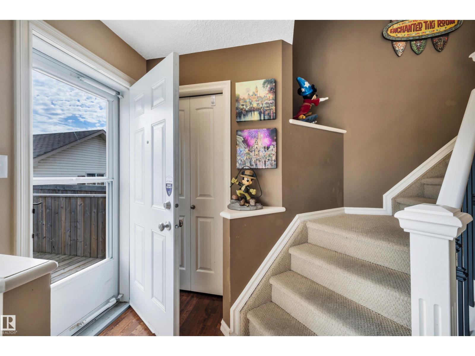 Photo 16 of 3733 12 St Nw, Edmonton AB