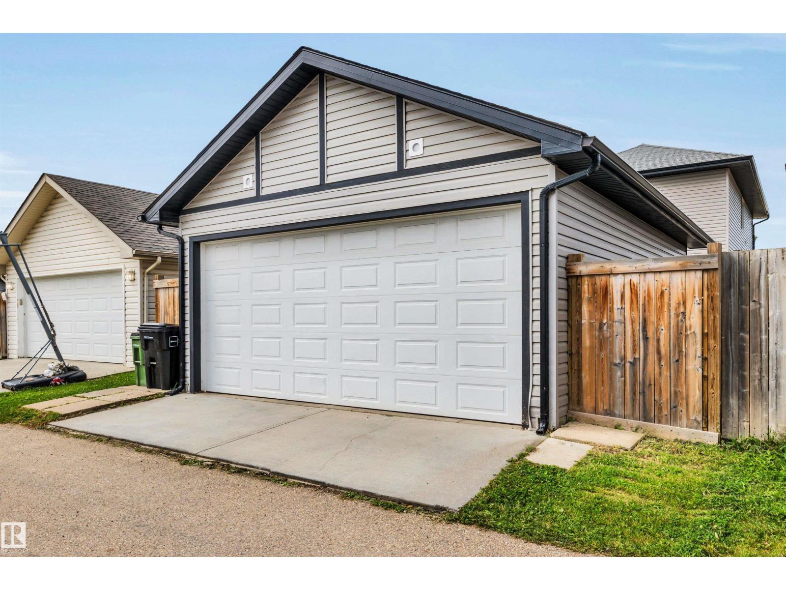 Photo 44 of 3733 12 St Nw, Edmonton AB