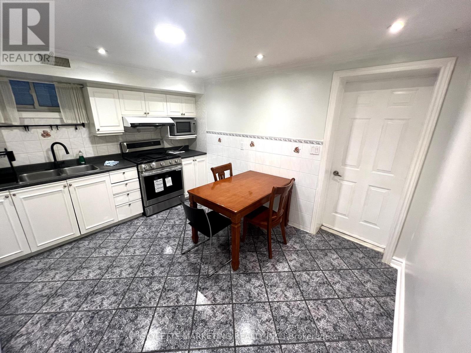 Photo 9 of Bsmt 106 Brandon Avenue, Toronto ON