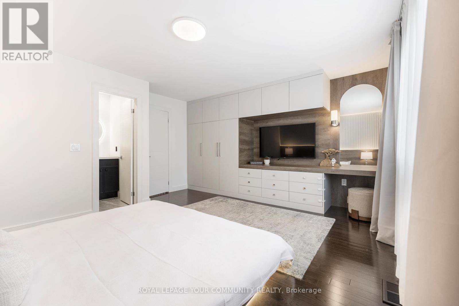 Photo 40 of 17 3020 Cedarglen Gate, Mississauga ON