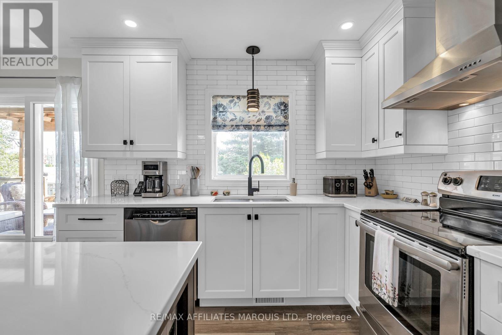 Photo 13 of 2145 Concorde Avenue, Cornwall ON
