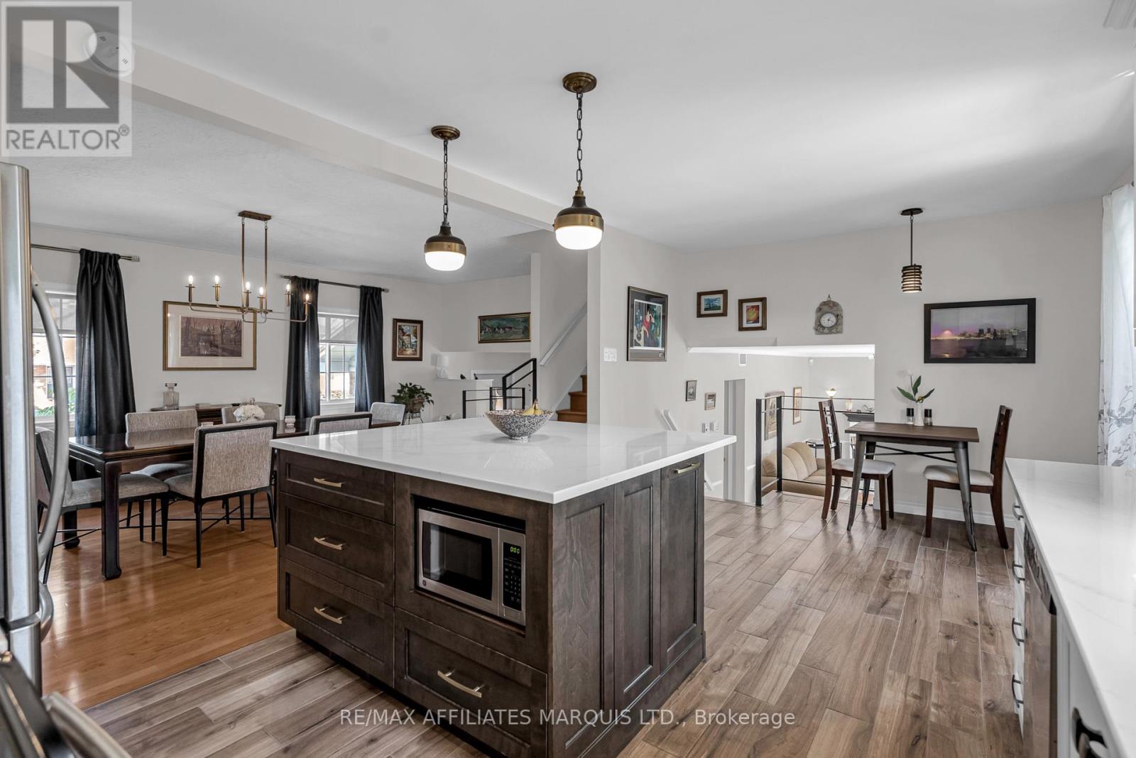 Photo 11 of 2145 Concorde Avenue, Cornwall ON