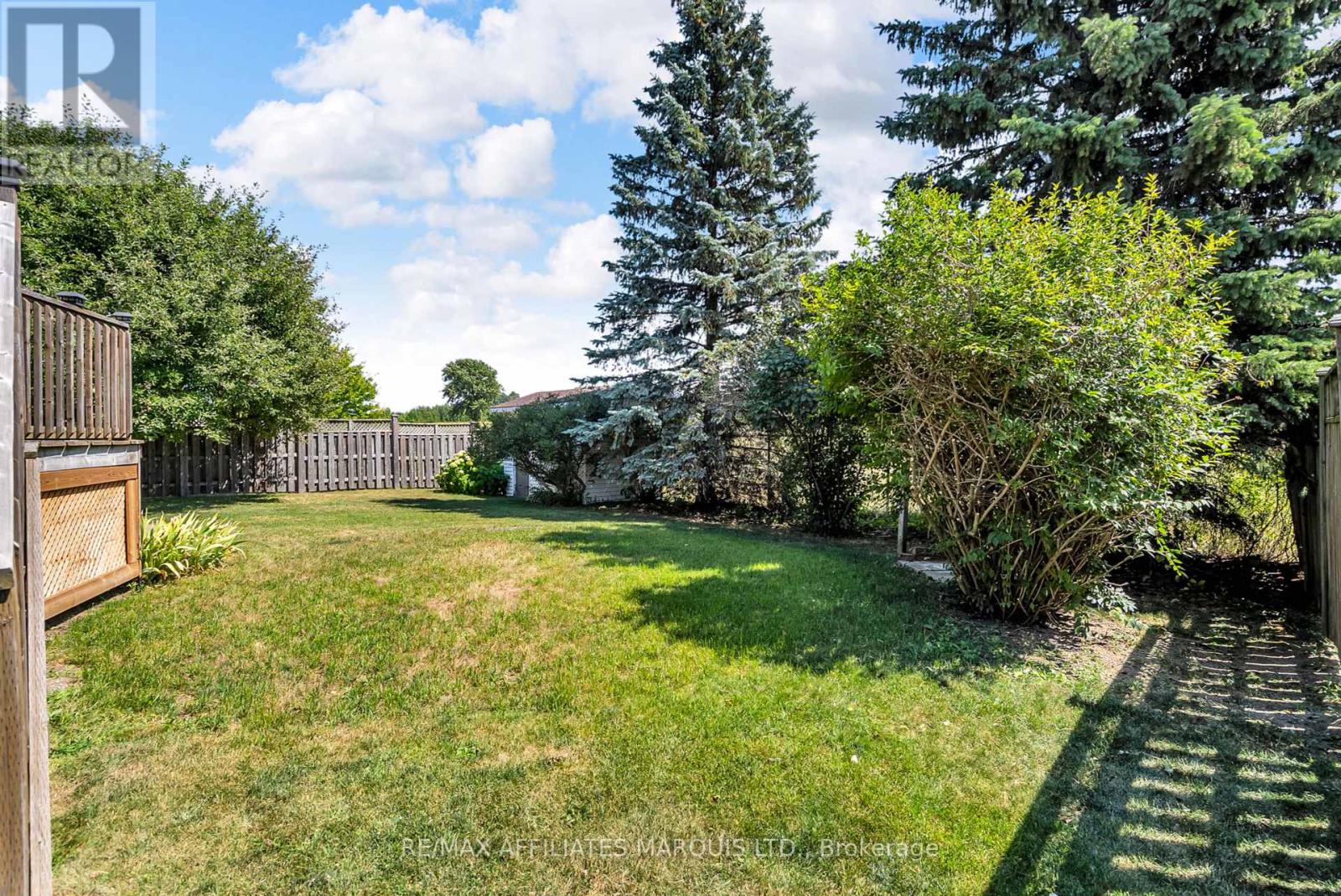 Photo 3 of 2145 Concorde Avenue, Cornwall ON