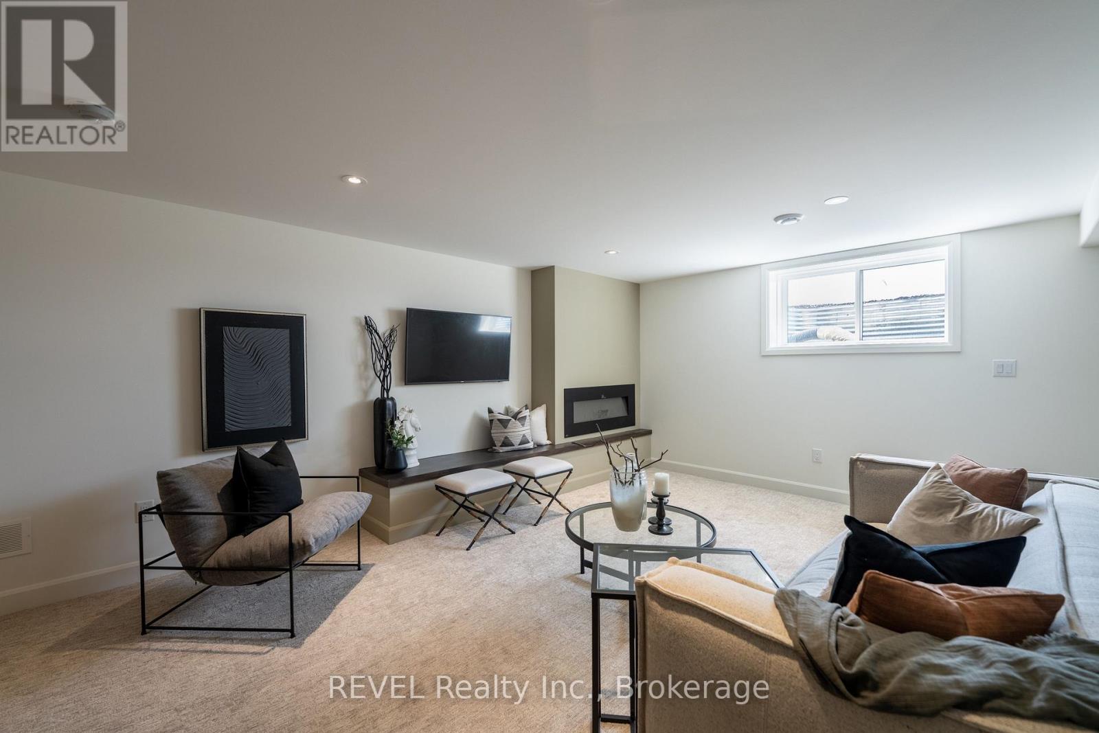 Photo 26 of 31 Harvest Drive, Niagaraonthelake ON