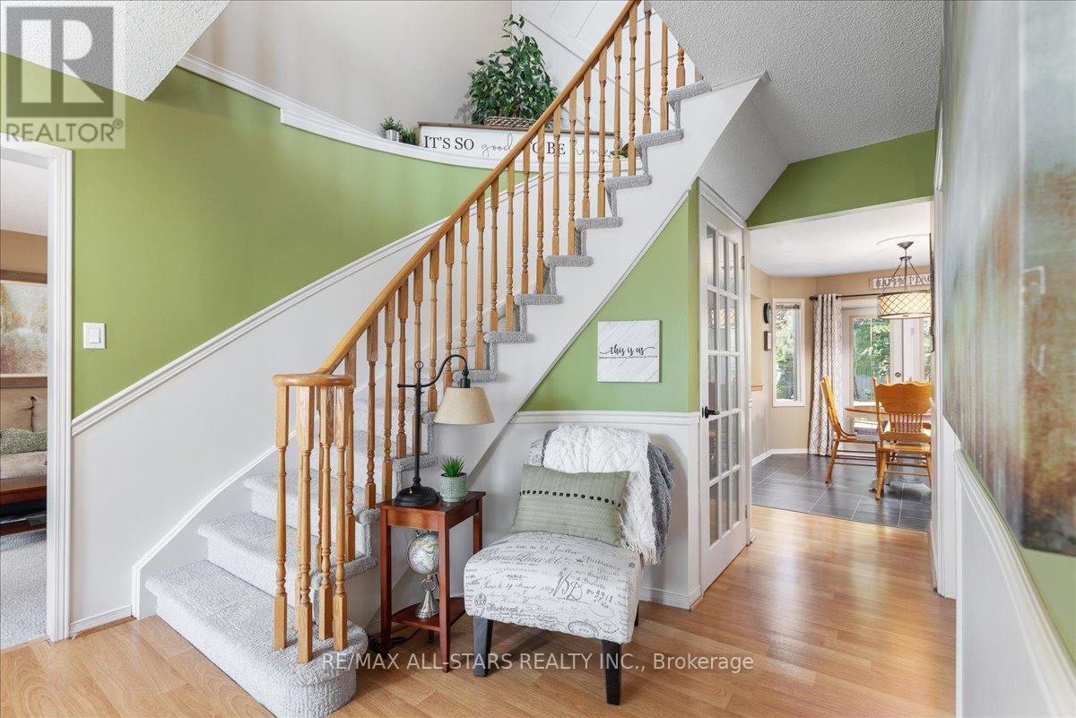 Photo 13 of 15 Ailsa Drive, Georgina ON