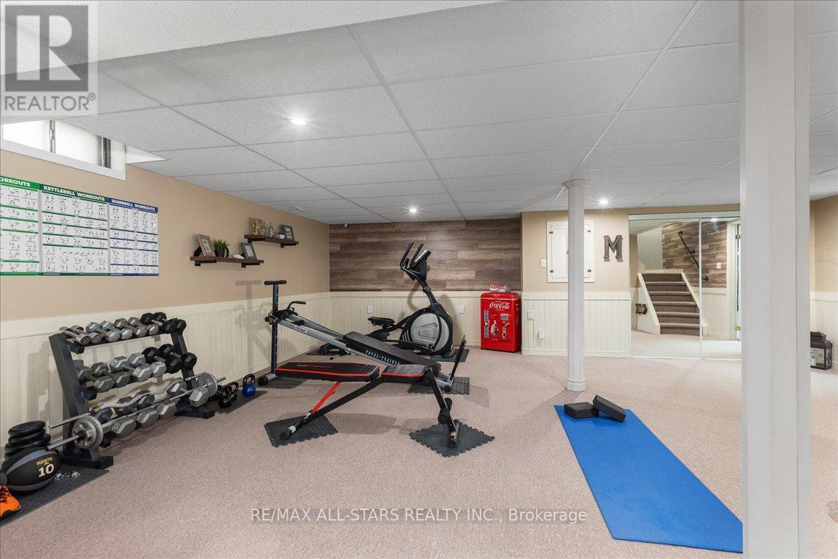 Photo 34 of 15 Ailsa Drive, Georgina ON