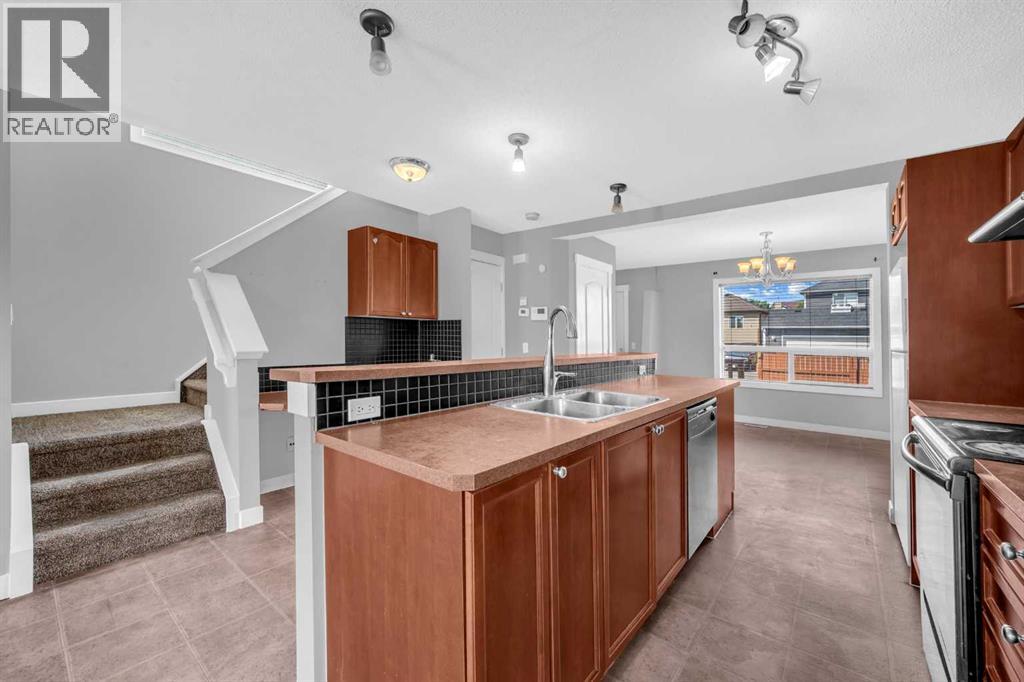 Photo 10 of 9219 Saddlebrook Drive Ne, Calgary AB