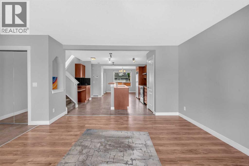 Photo 4 of 9219 Saddlebrook Drive Ne, Calgary AB