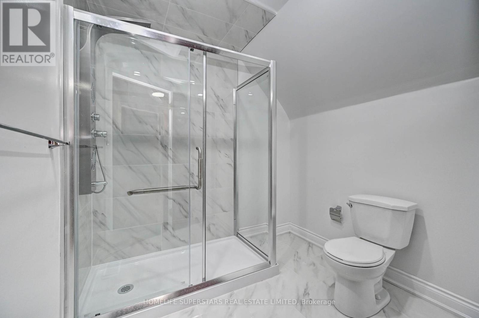 Photo 7 of 31 Troy Street, Kitchener ON