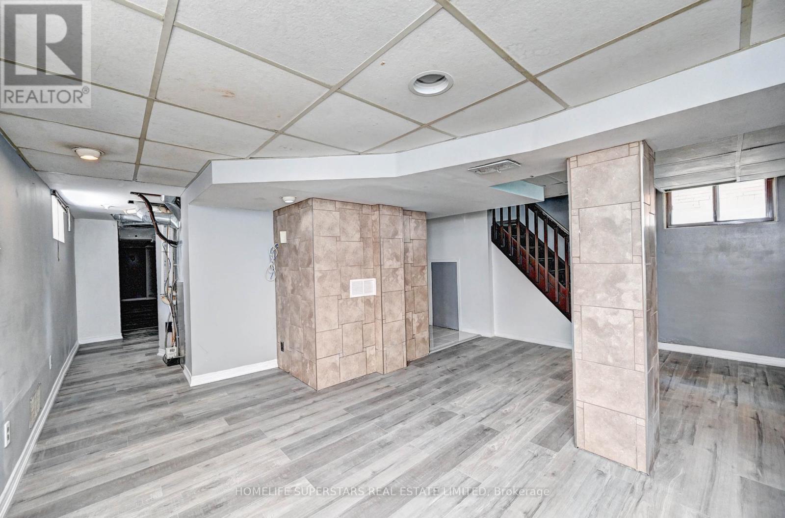 Photo 1 of 31 Troy Street, Kitchener ON