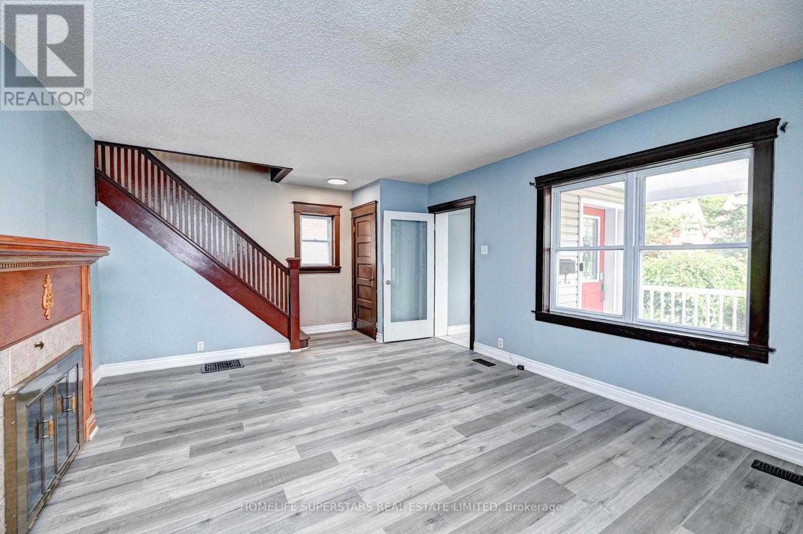 Photo 22 of 31 Troy Street, Kitchener ON