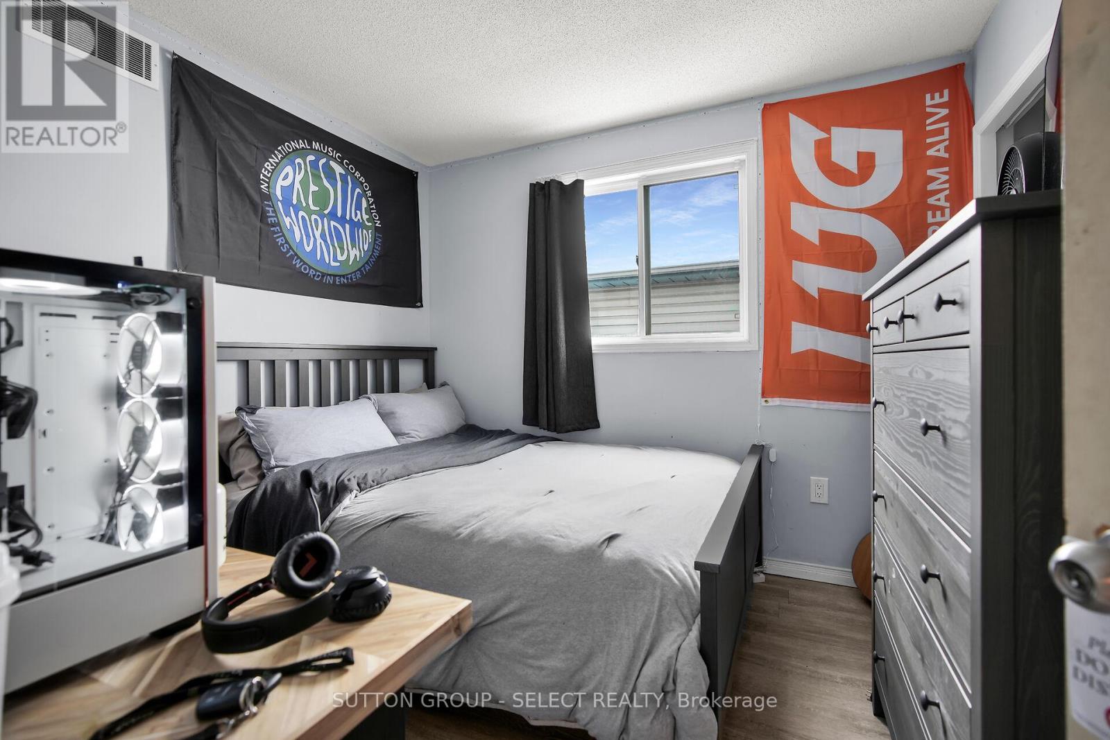 Photo 23 of 165 Thurman Circle, London East ON