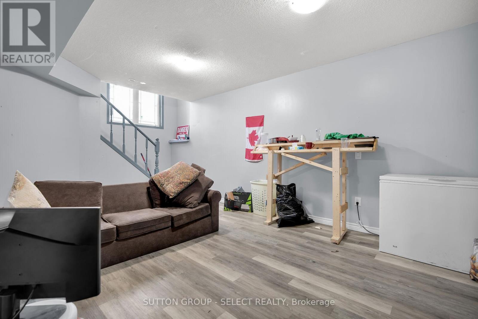 Photo 14 of 165 Thurman Circle, London East ON