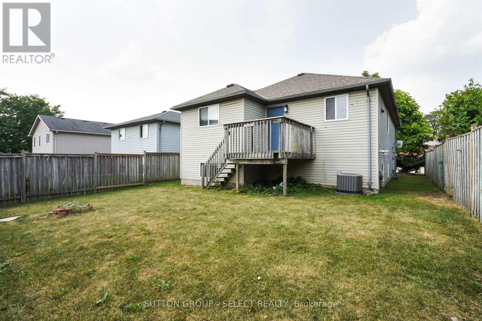 Photo 7 of 165 Thurman Circle, London East ON